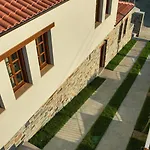 Galetso Complex By Still Collection Nikiti (Sithonia)
